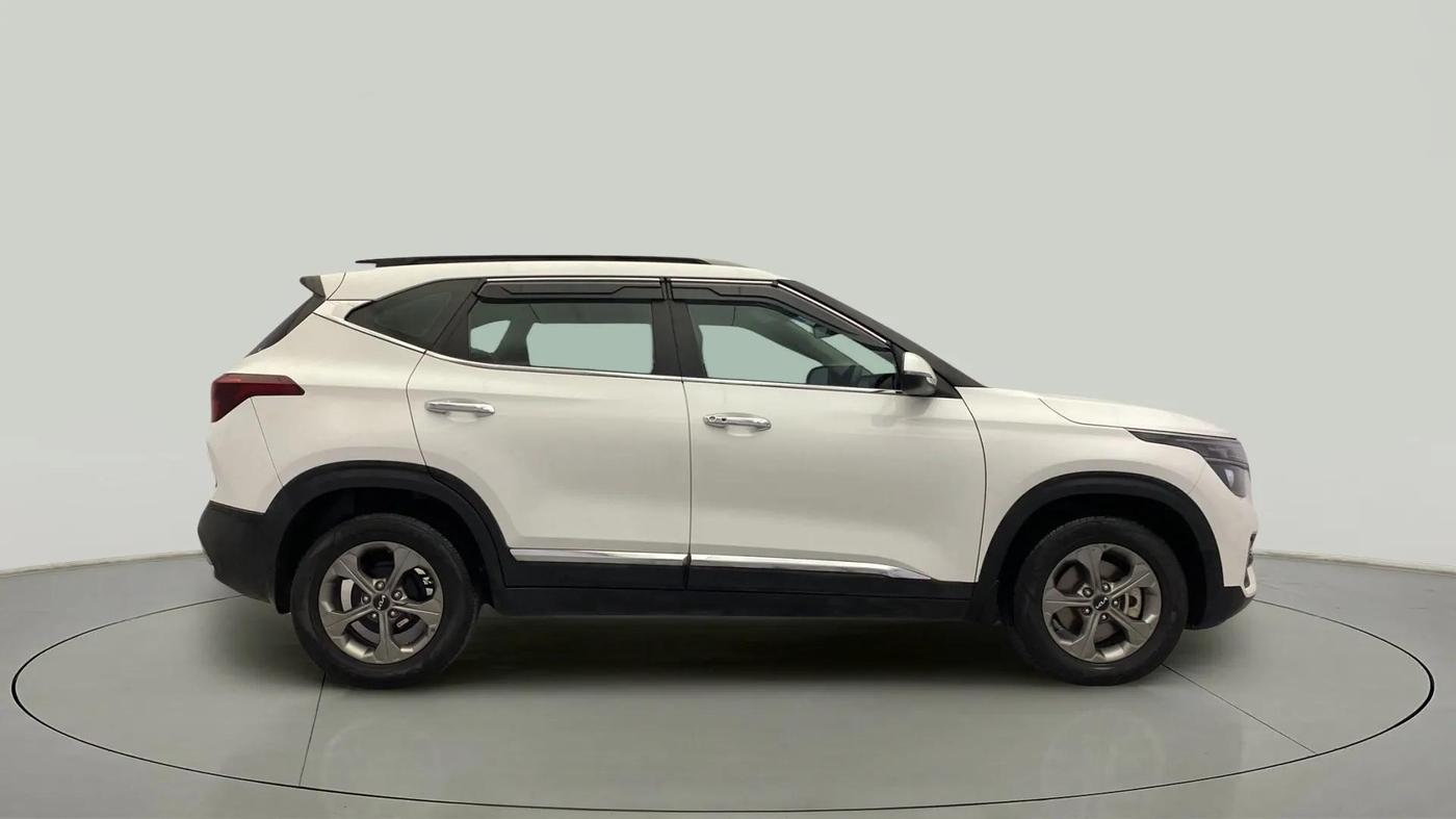 2022 KIA SELTOS HTK PLUS 1.5, Petrol, Manual, 20,145 km, Right Side View