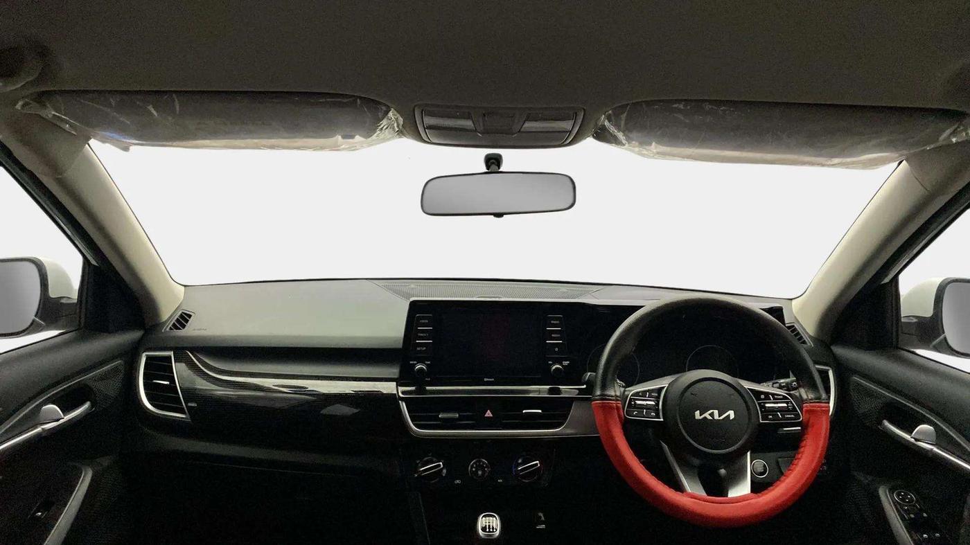 2022 KIA SELTOS HTK PLUS 1.5, Petrol, Manual, 20,145 km, Dashboard
