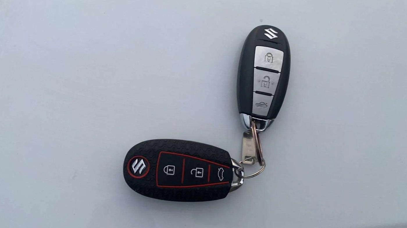 2021 Maruti Ciaz ZETA 1.5 SHVS MT PETROL, Petrol, Manual, 69,944 km, Key Close Up