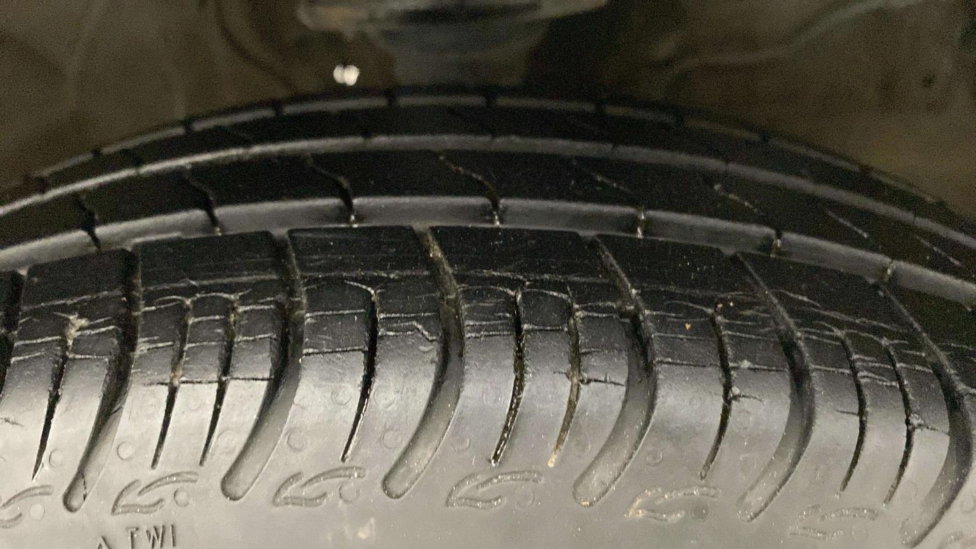 2020 Maruti S PRESSO VXI+, Petrol, Manual, 14,398 km, Right Front Tyre Tread