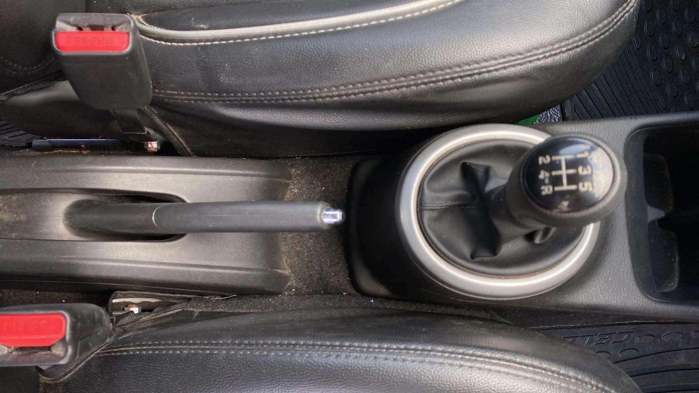 2023 Maruti Celerio ZXI, Petrol, Manual, 14,389 km, Gear Lever
