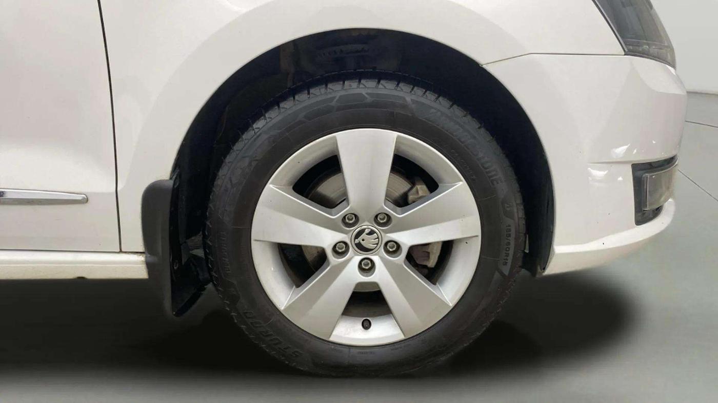 2019 Skoda Rapid AMBITION 1.5 TDI, Diesel, Manual, 48,965 km, Right Front Wheel