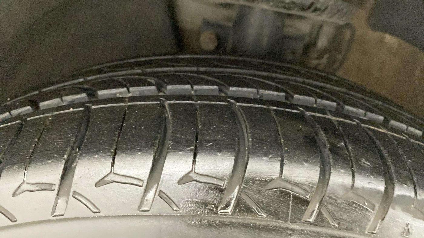 2019 Skoda Rapid AMBITION 1.5 TDI, Diesel, Manual, 48,965 km, Right Front Tyre Tread