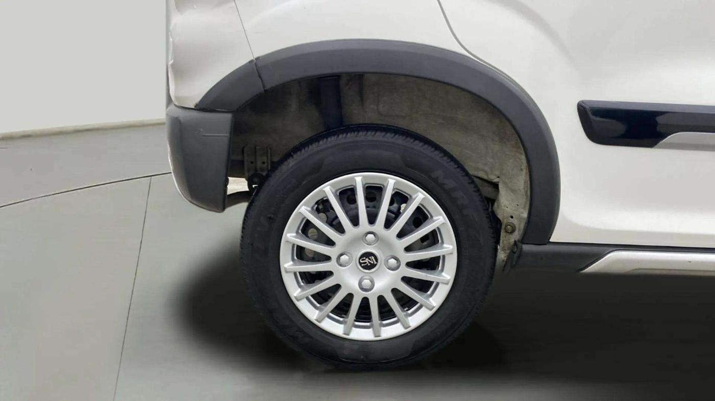 2021 Maruti S PRESSO VXI AMT, Petrol, Automatic, 54,492 km, Right Rear Wheel