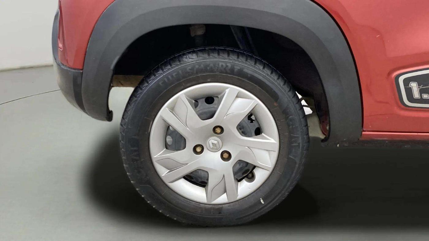 2019 Renault Kwid RXT 1.0 (O), Petrol, Manual, 38,298 km, Right Rear Wheel