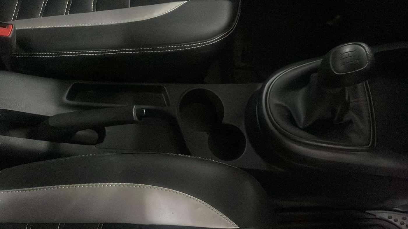 2022 Hyundai GRAND I10 NIOS MAGNA CORPORATE EDITION 1.2 KAPPA VTVT, Petrol, Manual, 16,408 km, Gear Lever