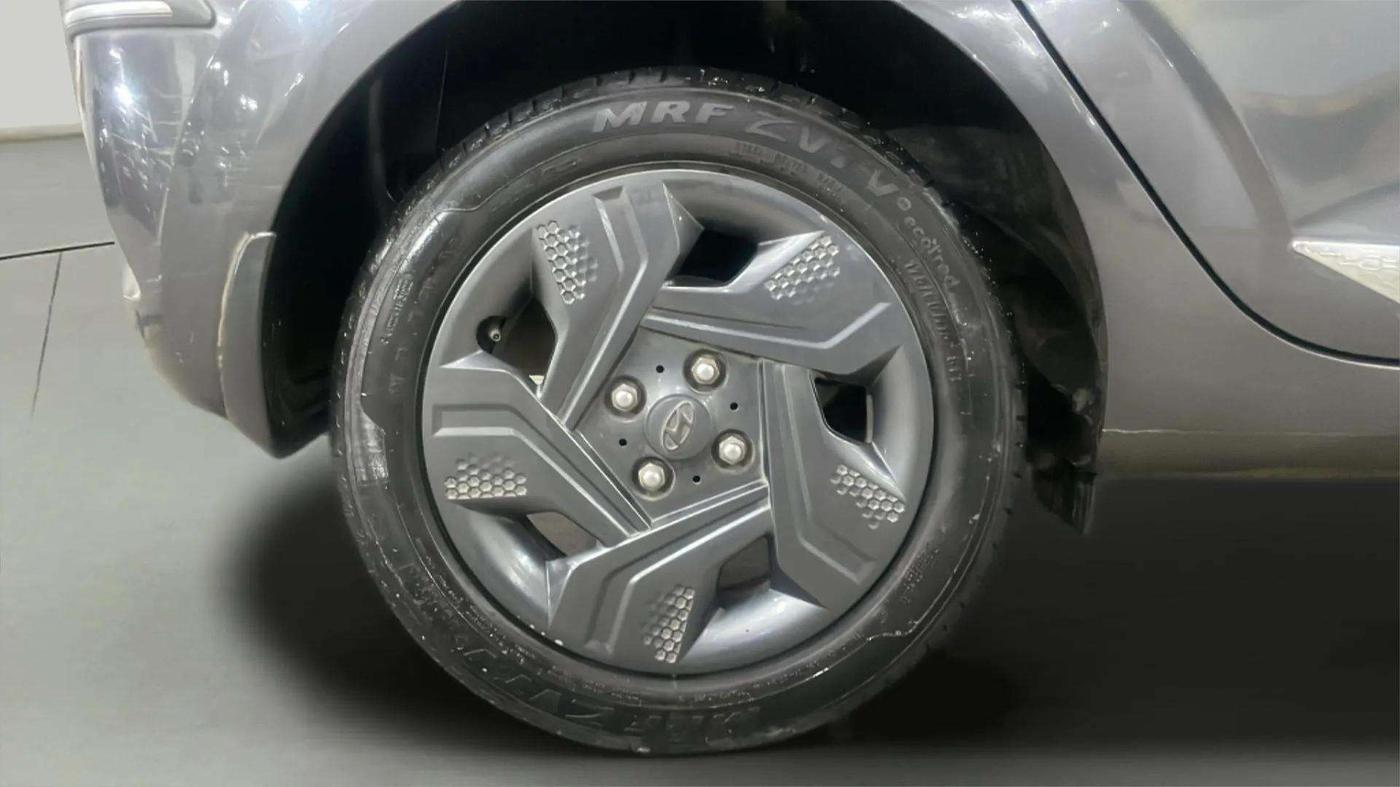2022 Hyundai GRAND I10 NIOS MAGNA CORPORATE EDITION 1.2 KAPPA VTVT, Petrol, Manual, 16,408 km, Right Rear Wheel