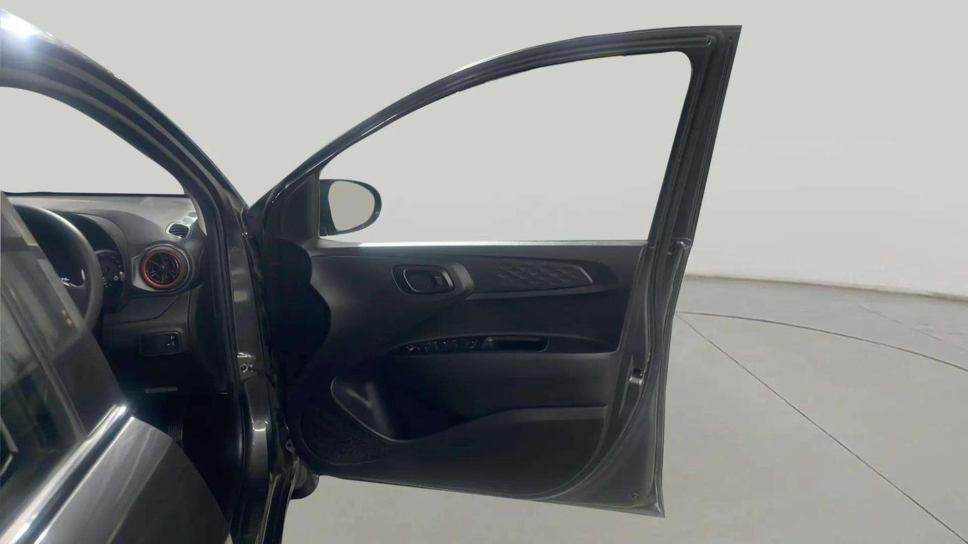 2022 Hyundai GRAND I10 NIOS MAGNA CORPORATE EDITION 1.2 KAPPA VTVT, Petrol, Manual, 16,408 km, RHS Front Door