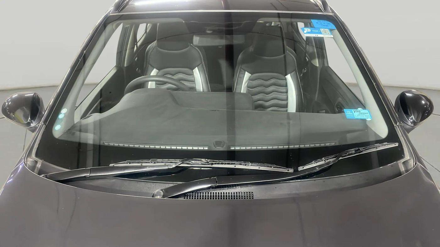 2022 Hyundai GRAND I10 NIOS MAGNA CORPORATE EDITION 1.2 KAPPA VTVT, Petrol, Manual, 16,408 km, Front Windshield