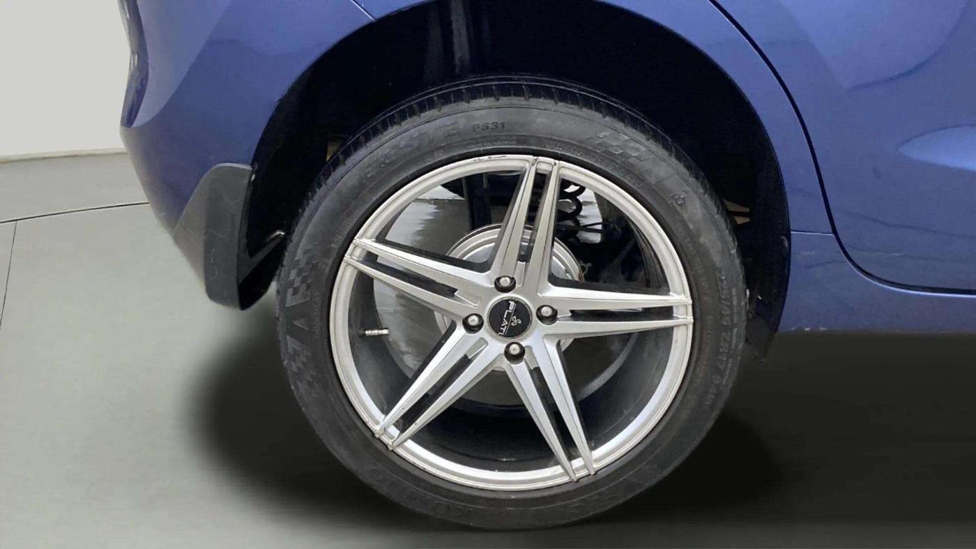 2021 Maruti Baleno ZETA PETROL 1.2, Petrol, Manual, 58,825 km, Right Rear Wheel