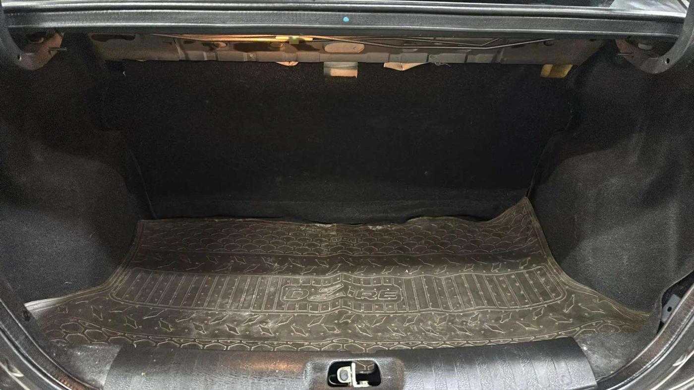 2015 Maruti Swift Dzire VXI, Petrol, Manual, 82,374 km, Boot Inside