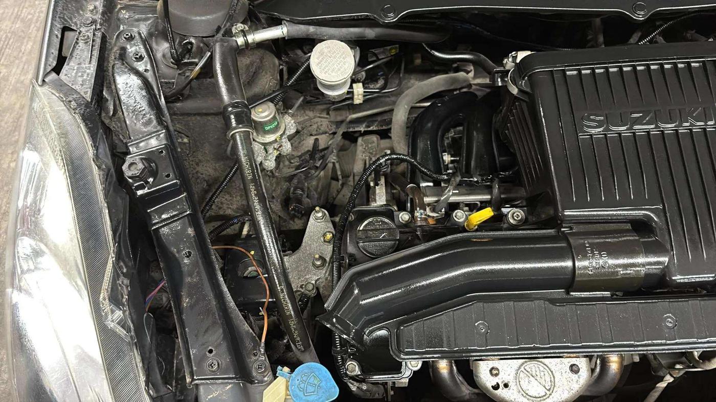 2015 Maruti Swift Dzire VXI, Petrol, Manual, 82,374 km, Engine View - Right