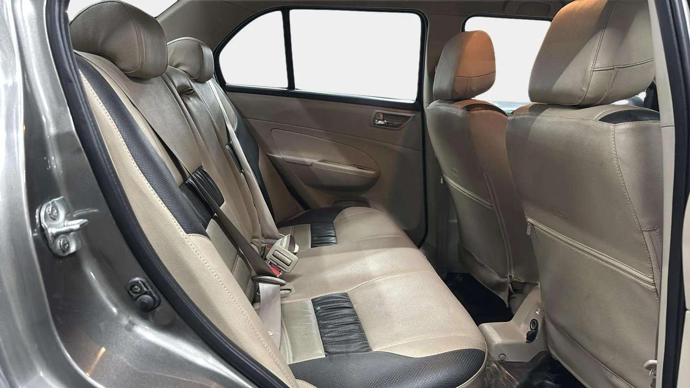2015 Maruti Swift Dzire VXI, Petrol, Manual, 82,374 km, Right Side Rear Door Cabin