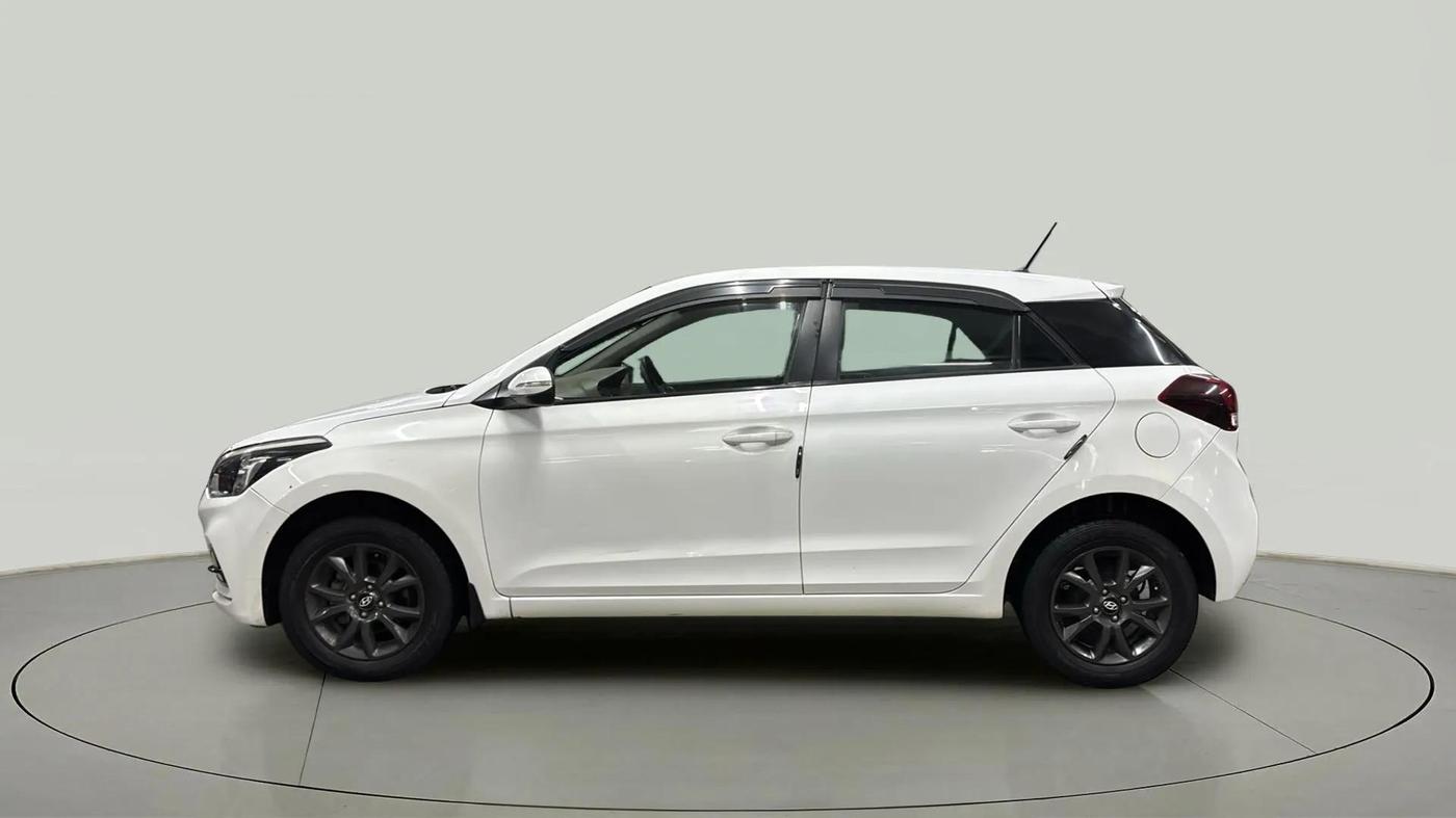 2019 Hyundai Elite i20 SPORTZ PLUS 1.2, Petrol, Manual, 29,838 km, Left Side