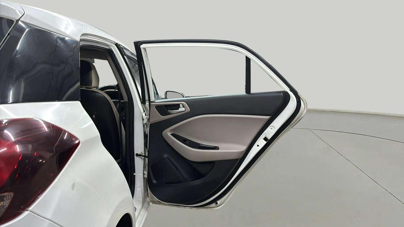 2019 Hyundai Elite i20 SPORTZ PLUS 1.2, Petrol, Manual, 29,838 km, RHS Rear Door