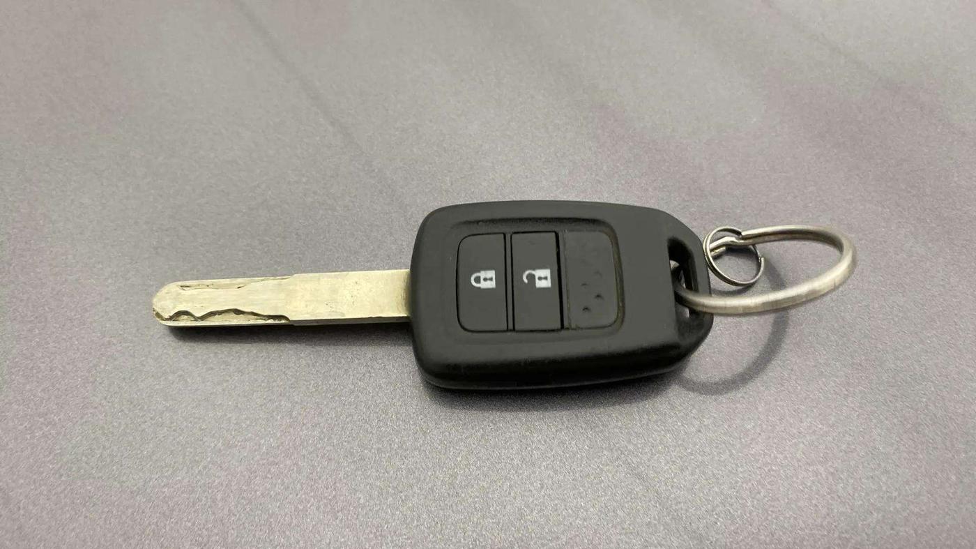 2018 Honda WR-V 1.2L I-VTEC S MT, Petrol, Manual, 47,158 km, Key Close Up