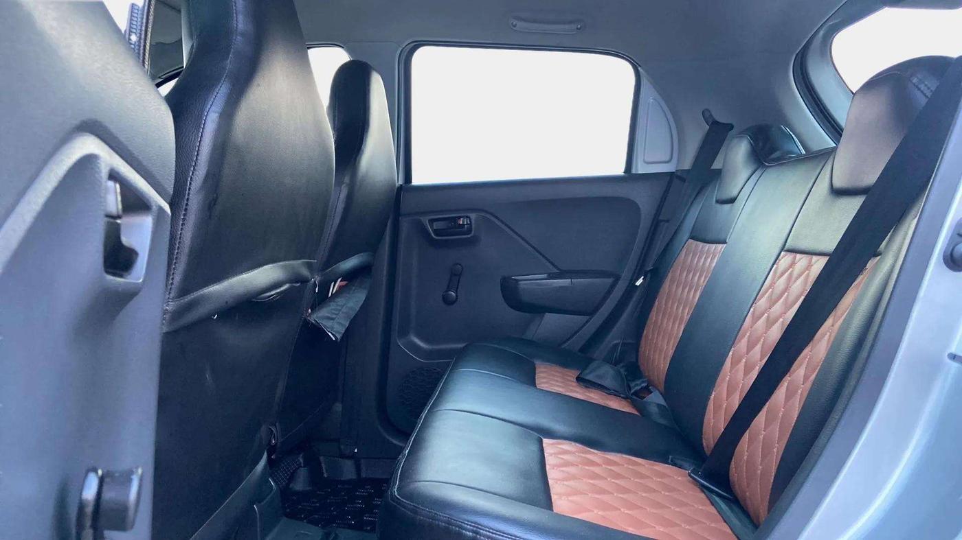 2024 Maruti Alto K10 VXI, Petrol, Manual, 10,695 km, Right Side Rear Door Cabin