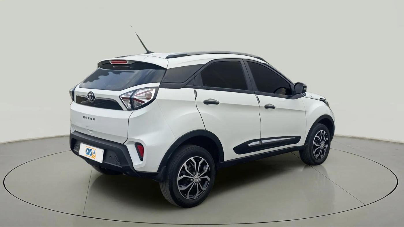 2022 Tata NEXON XM DIESEL, Diesel, Manual, 27,912 km, Right Back Diagonal
