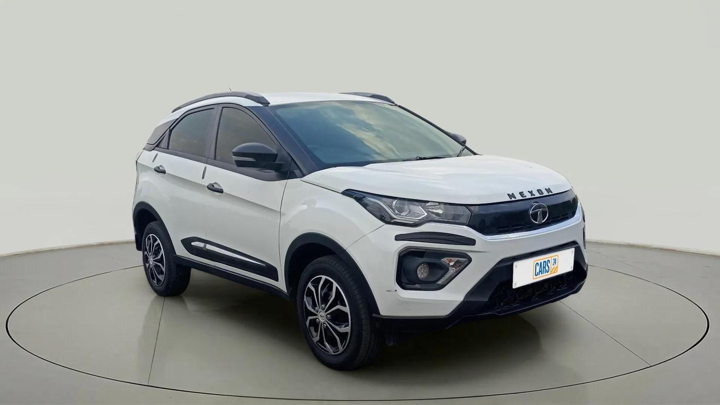 2022 Tata NEXON XM DIESEL, Diesel, Manual, 27,912 km, SRP