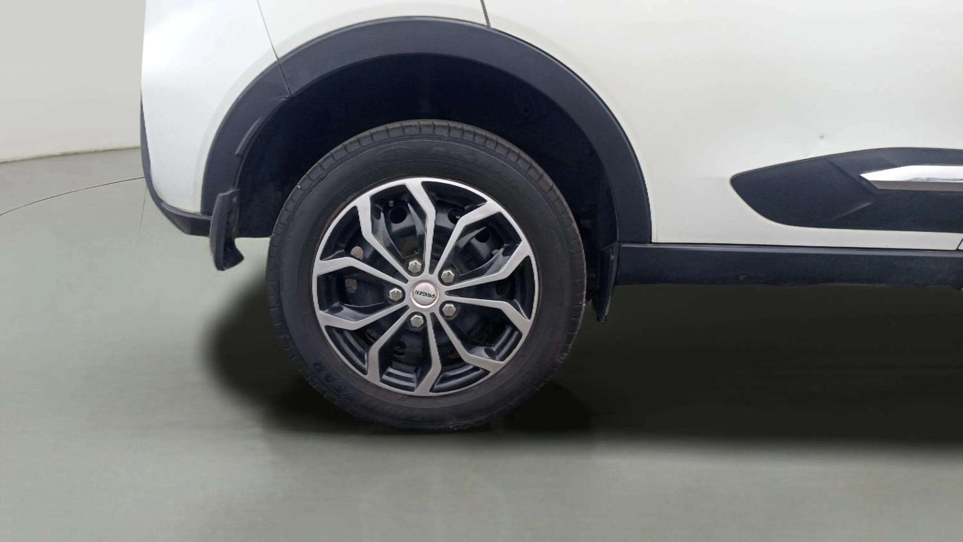 2022 Tata NEXON XM DIESEL, Diesel, Manual, 27,912 km, Right Rear Wheel