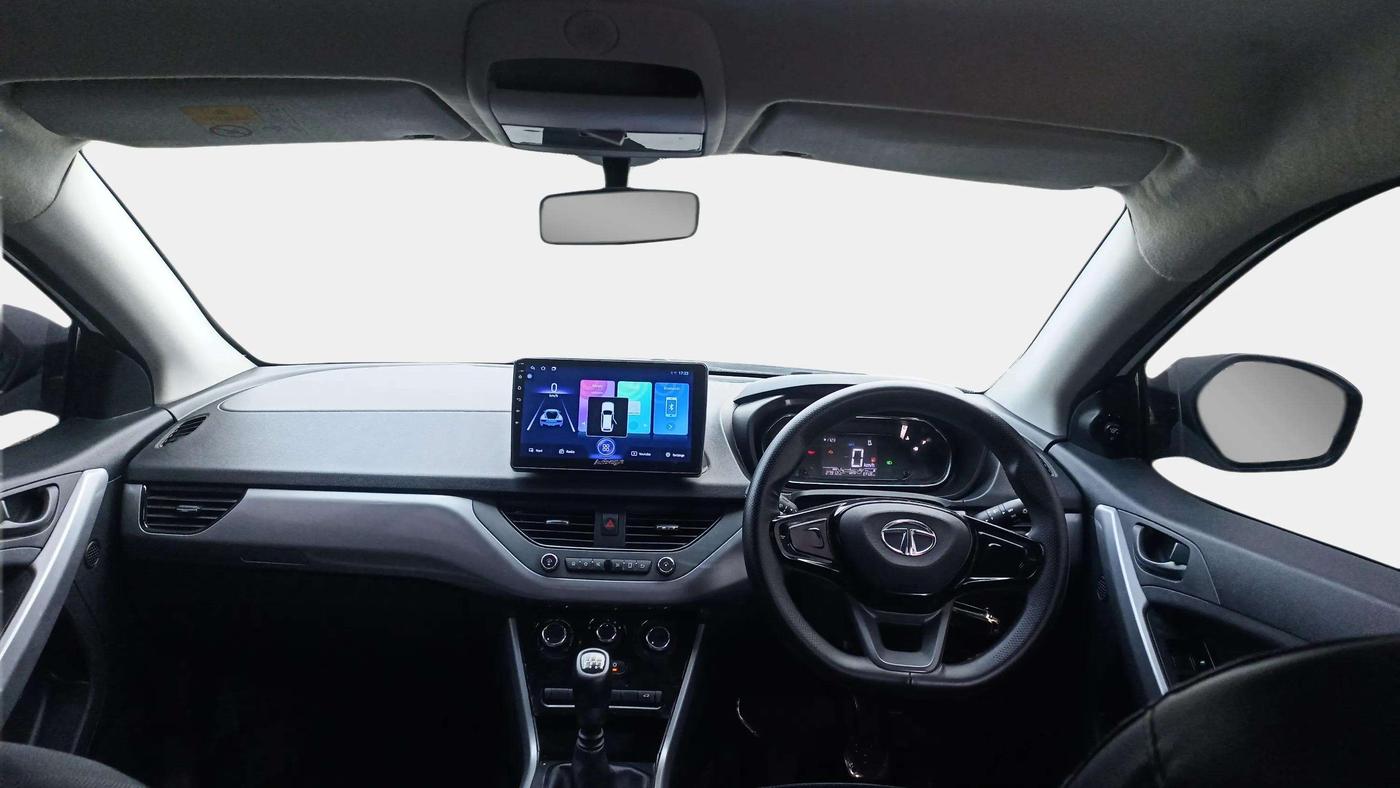 2022 Tata NEXON XM DIESEL, Diesel, Manual, 27,912 km, Dashboard