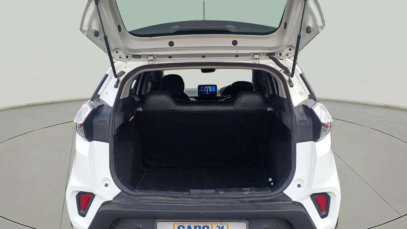 2022 Tata NEXON XM DIESEL, Diesel, Manual, 27,912 km, Boot Inside