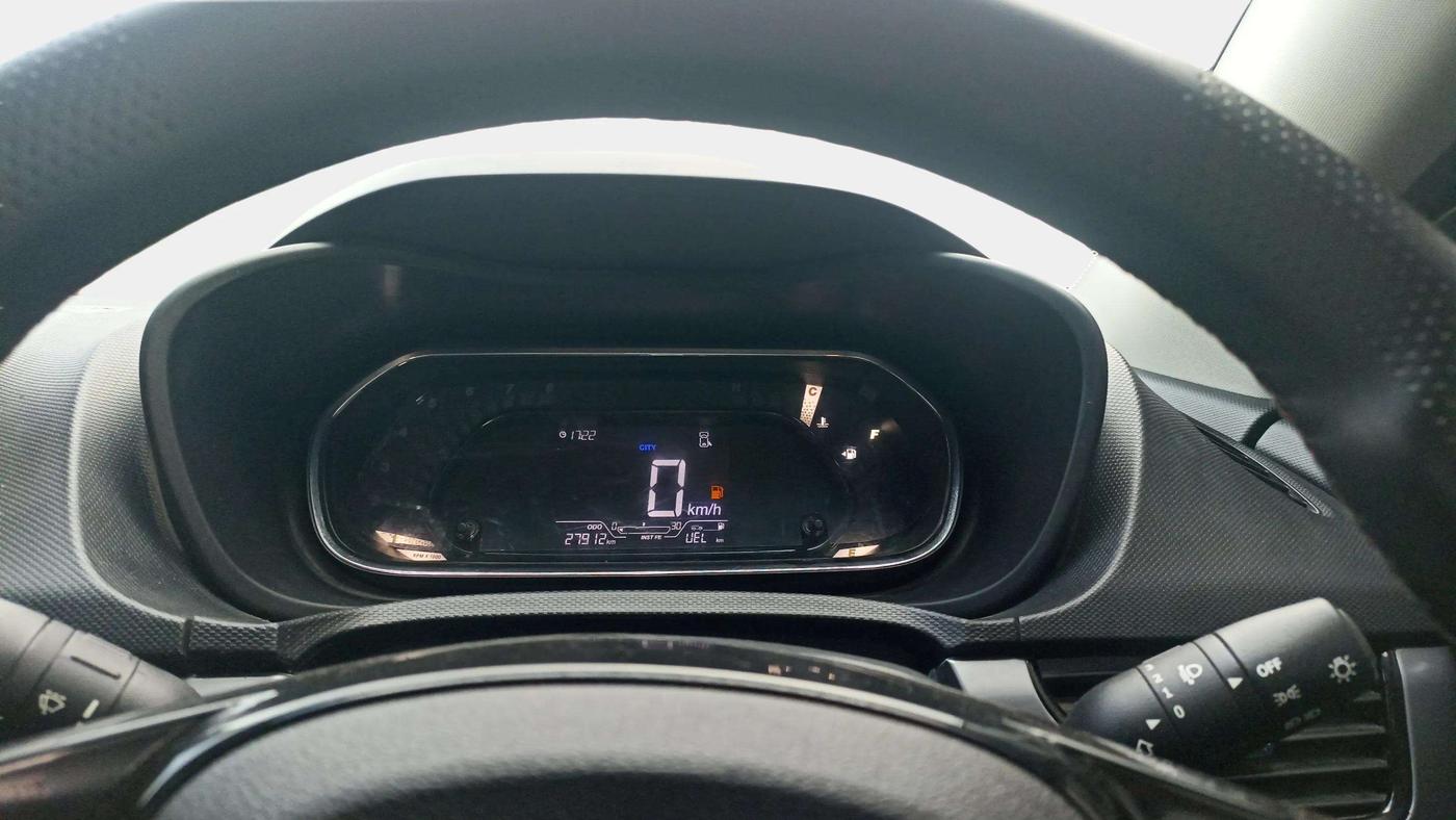 2022 Tata NEXON XM DIESEL, Diesel, Manual, 27,912 km, Odometer Image