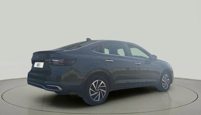 2022 Volkswagen VIRTUS TOPLINE TSI 1.0 MT, Petrol, Manual, 35,162 km, Right Back Diagonal