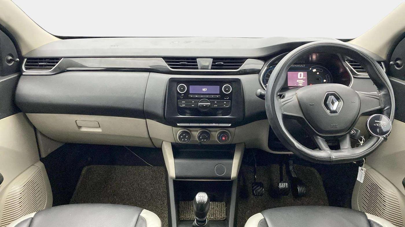 2021 Renault TRIBER RXL MT, Petrol, Manual, 31,011 km, Dashboard