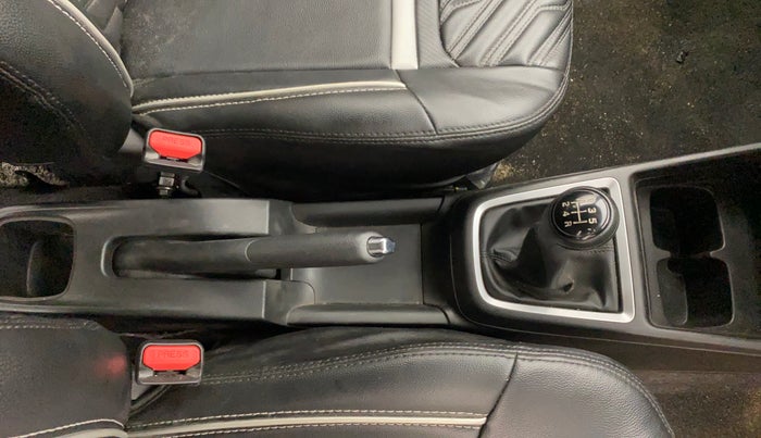 2023 Maruti Swift ZXI PLUS DUAL TONE, Petrol, Manual, 42,218 km, Gear Lever