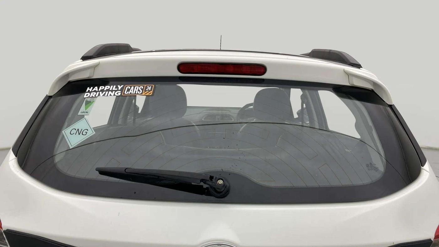 2023 Tata TIAGO NRG XT ICNG, CNG, Manual, 66,038 km, Rear Windshield