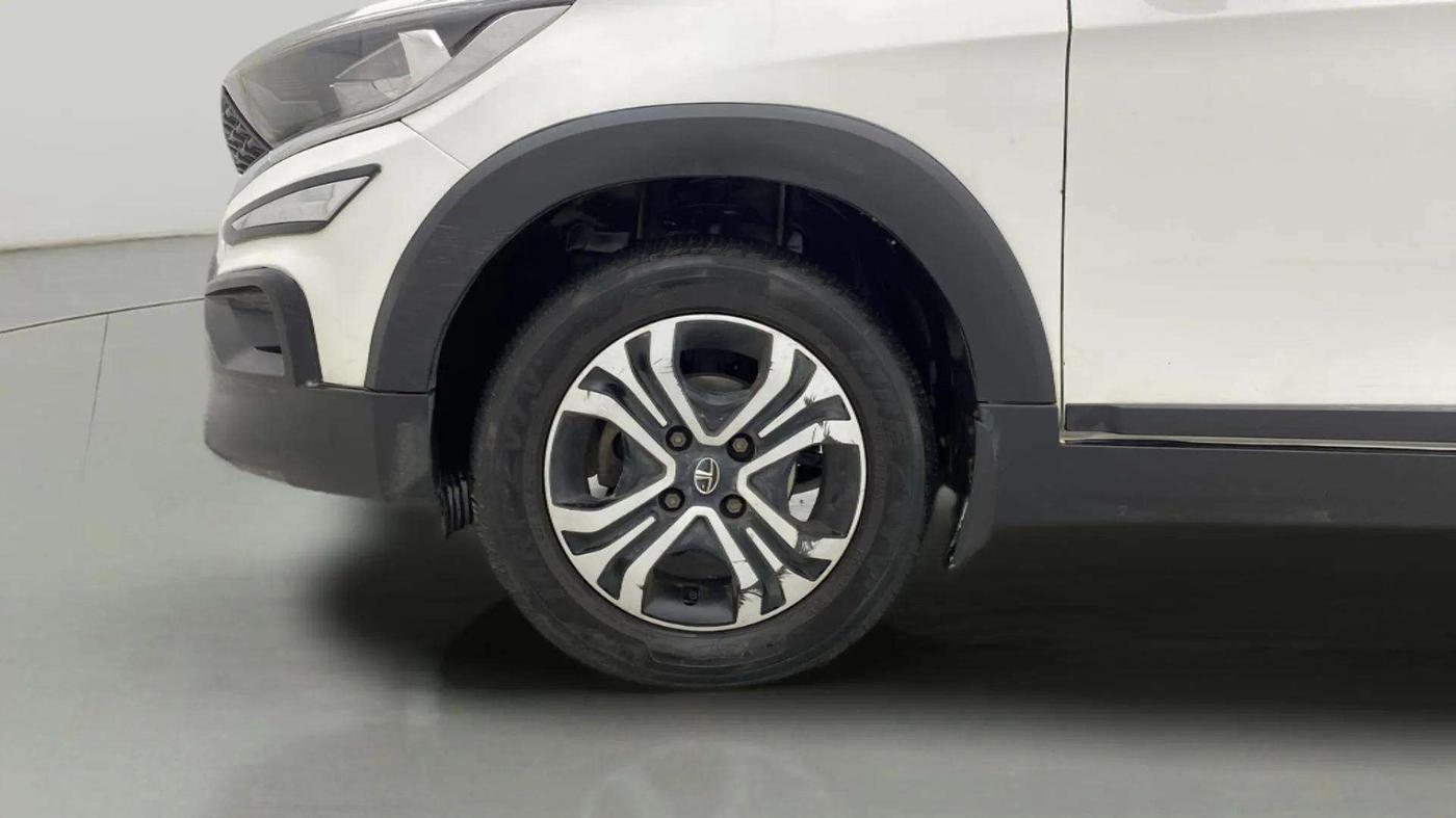 2023 Tata TIAGO NRG XT ICNG, CNG, Manual, 66,038 km, Left Front Wheel