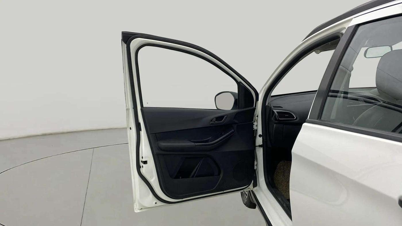 2023 Tata TIAGO NRG XT ICNG, CNG, Manual, 66,038 km, LHS Front Door