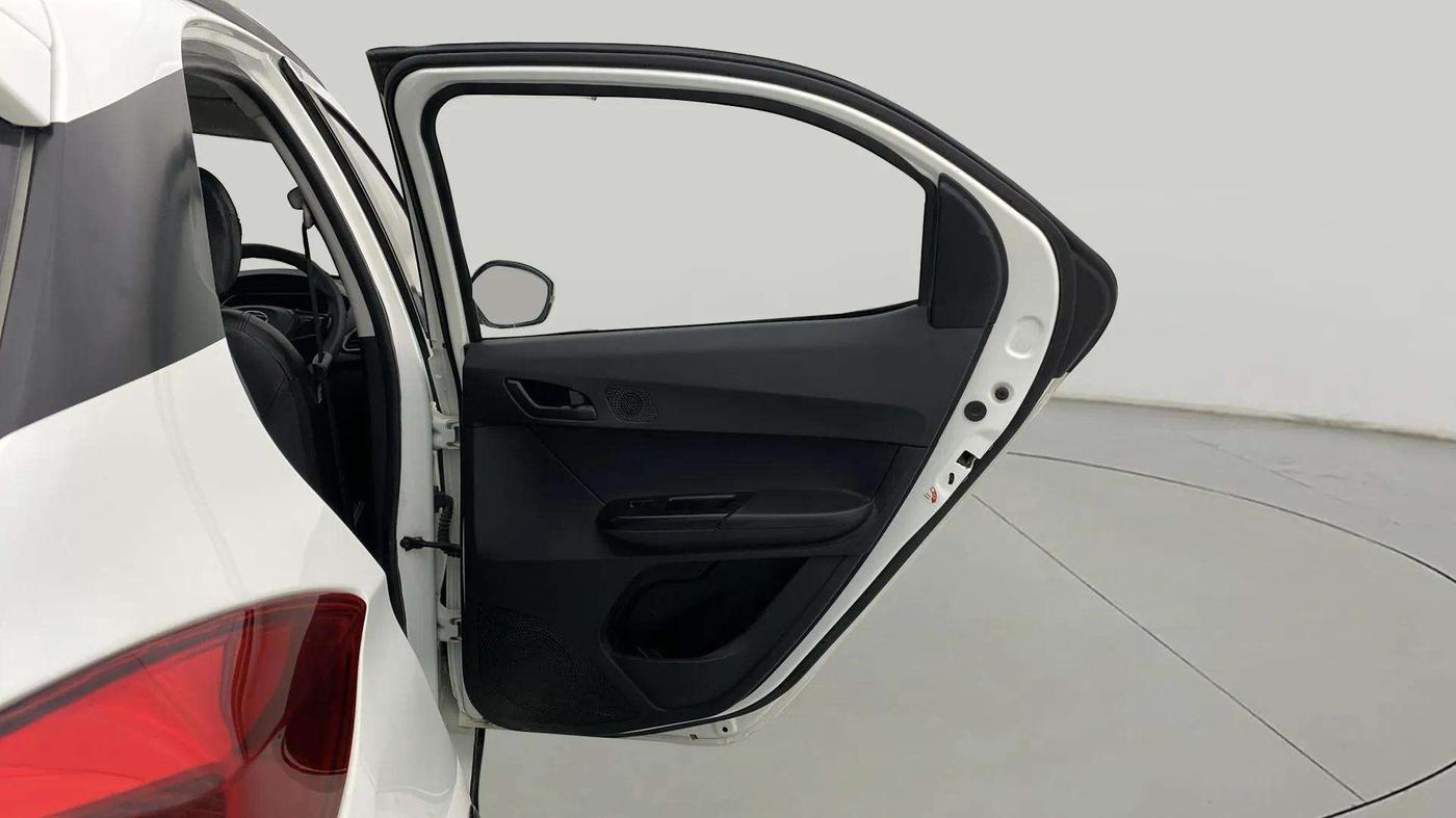 2023 Tata TIAGO NRG XT ICNG, CNG, Manual, 66,038 km, RHS Rear Door