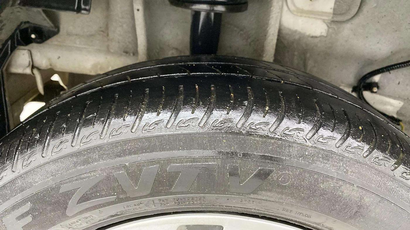 2023 Tata TIAGO NRG XT ICNG, CNG, Manual, 66,038 km, Right Rear Tyre Tread