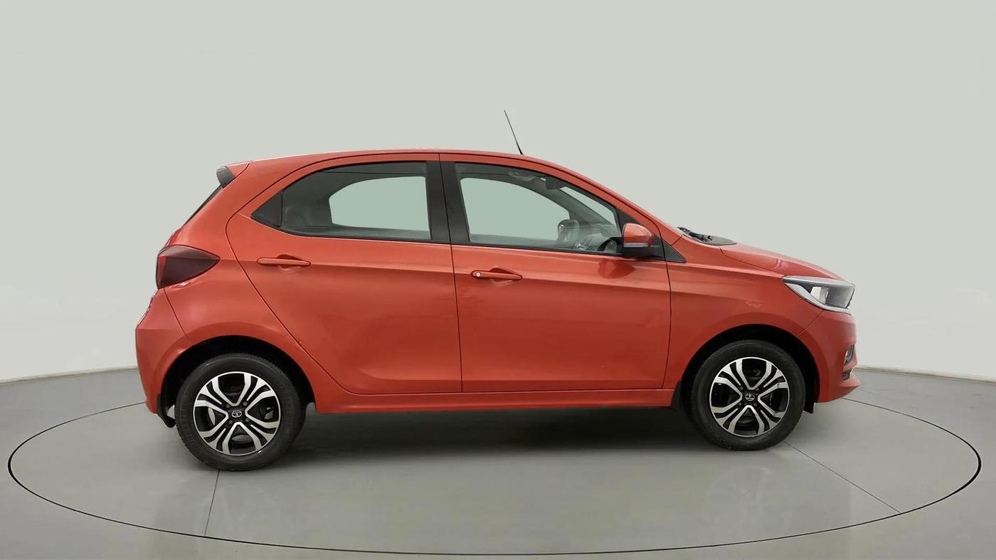 2021 Tata Tiago XZA PETROL, Petrol, Automatic, 10,691 km, Right Side View