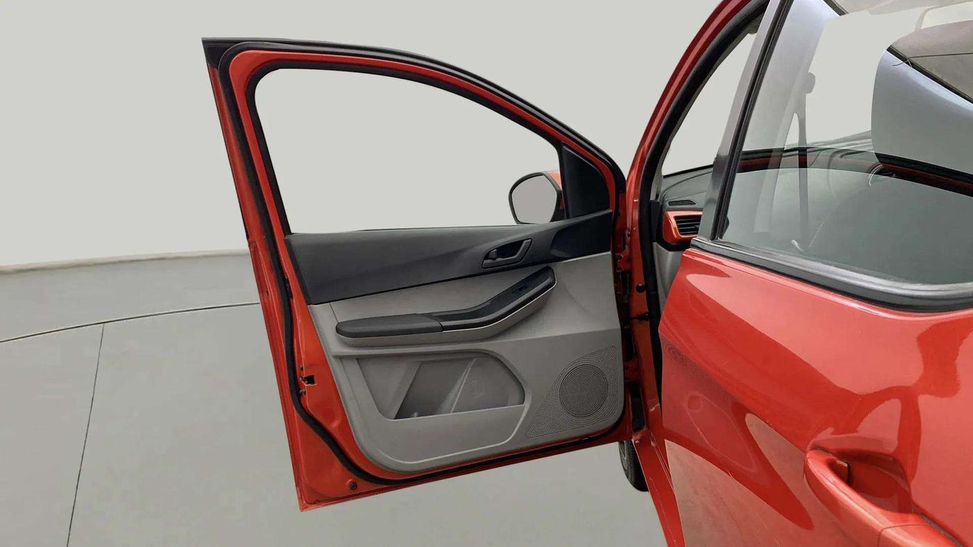 2021 Tata Tiago XZA PETROL, Petrol, Automatic, 10,691 km, LHS Front Door