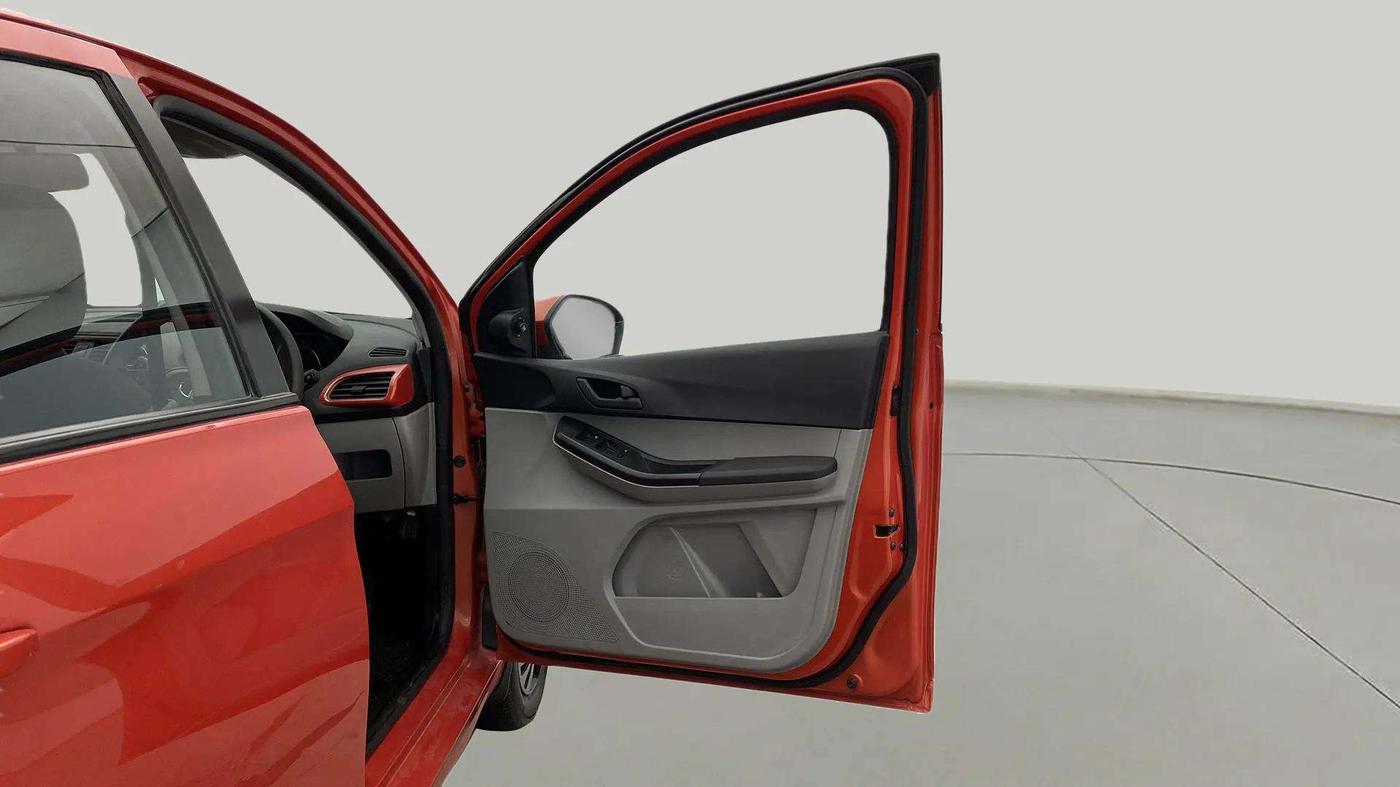 2021 Tata Tiago XZA PETROL, Petrol, Automatic, 10,691 km, RHS Front Door
