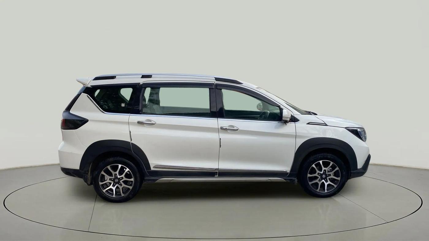 2022 Maruti XL6 ALPHA PLUS MT, Petrol, Manual, 16,000 km, Right Side View