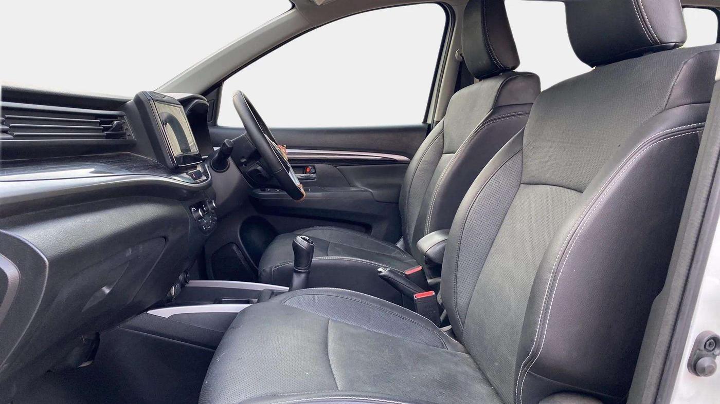 2022 Maruti XL6 ALPHA PLUS MT, Petrol, Manual, 16,000 km, Right Side Front Door Cabin