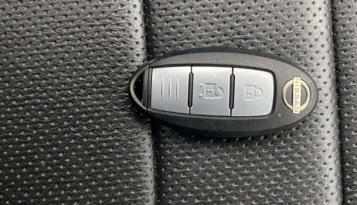 2021 Nissan MAGNITE XV PREMIUM TURBO CVT DUAL TONE, Petrol, Automatic, 20,842 km, Key Close Up
