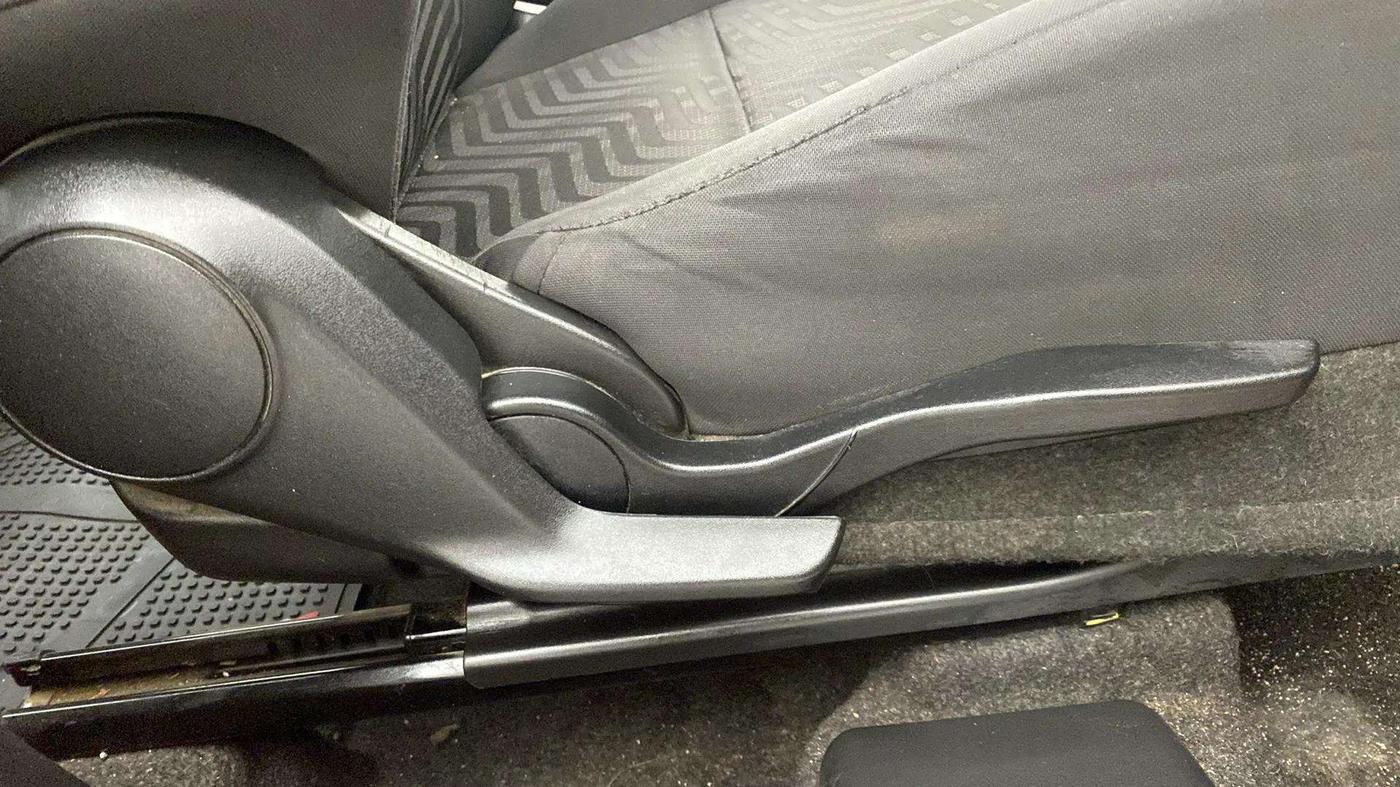 2022 Maruti Swift VXI, Petrol, Manual, 72,370 km, Driver Side Adjustment Panel