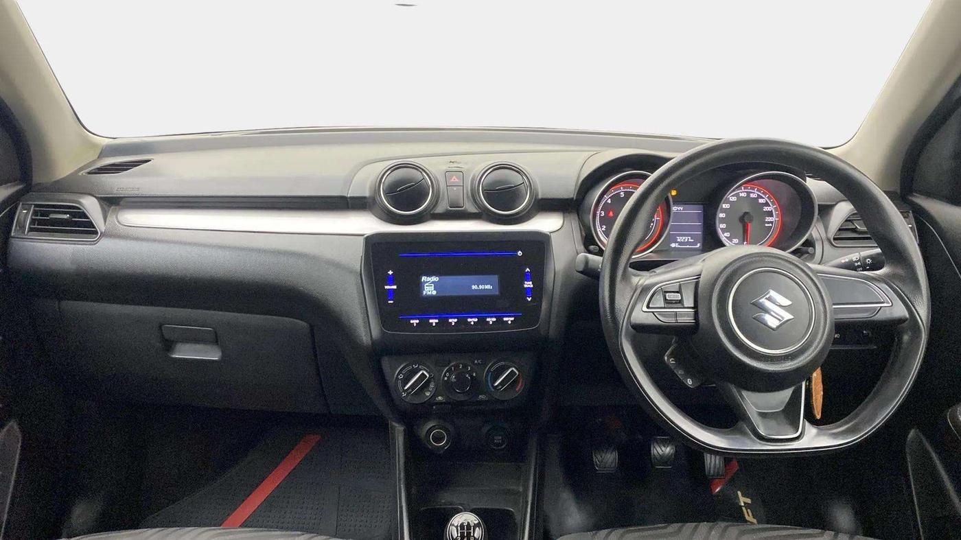 2022 Maruti Swift VXI, Petrol, Manual, 72,370 km, Dashboard