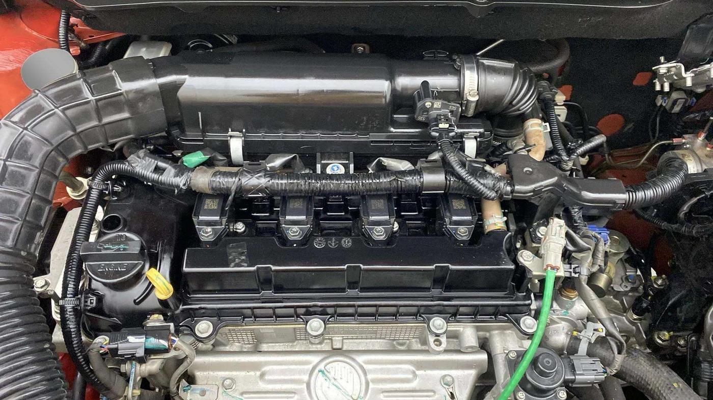 2022 Maruti Swift VXI, Petrol, Manual, 72,370 km, Engine View