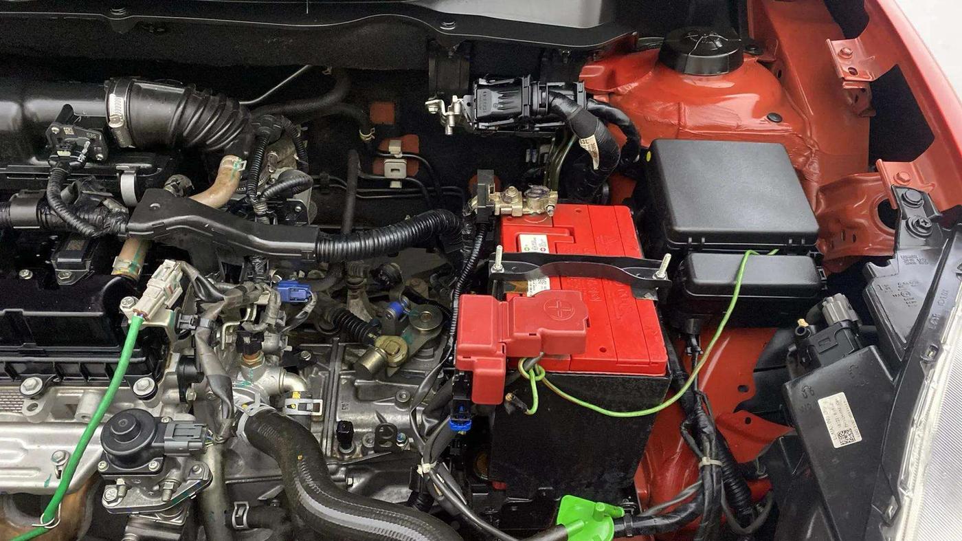 2022 Maruti Swift VXI, Petrol, Manual, 72,370 km, Engine View - Left