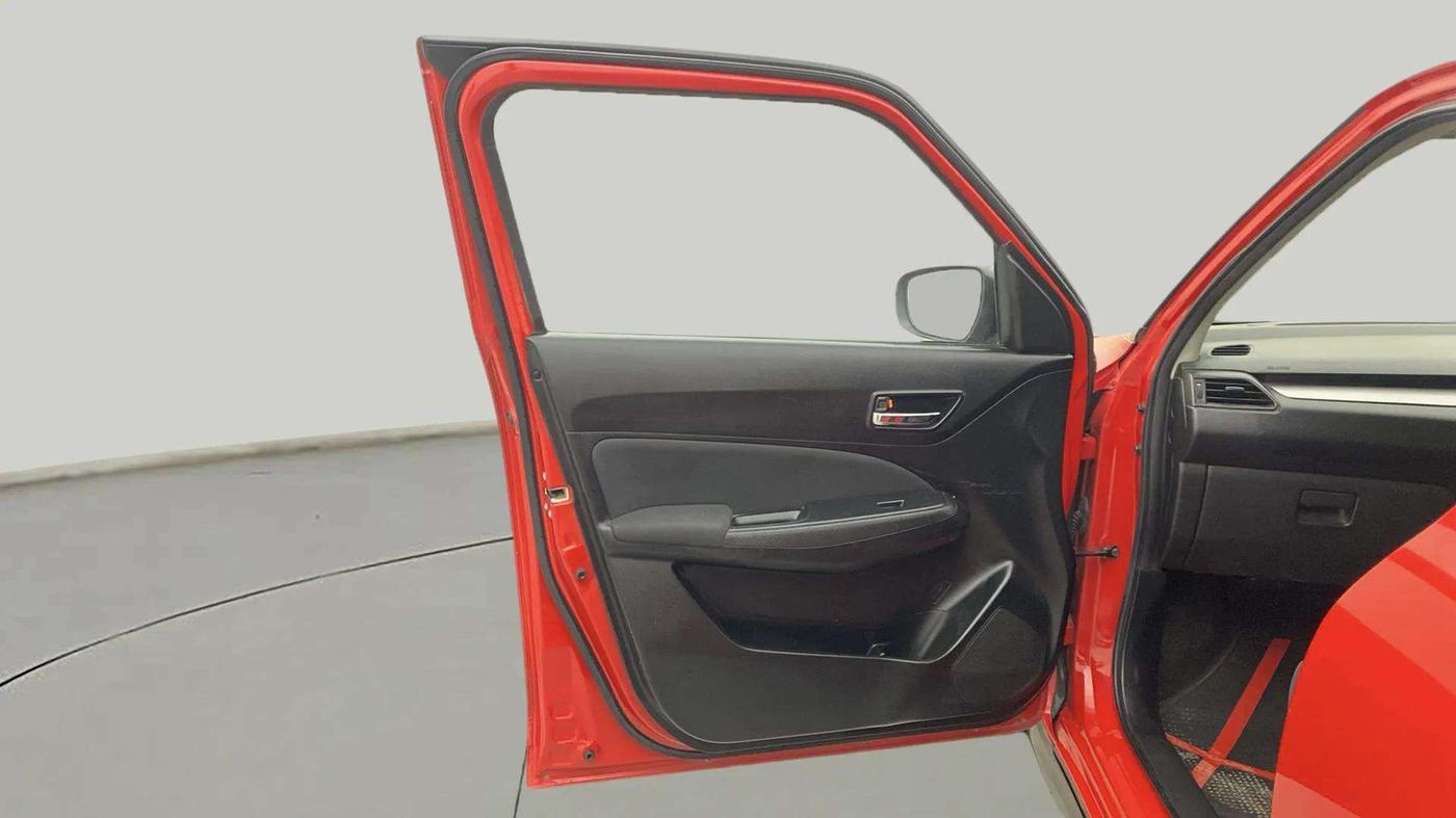 2022 Maruti Swift VXI, Petrol, Manual, 72,370 km, LHS Front Door