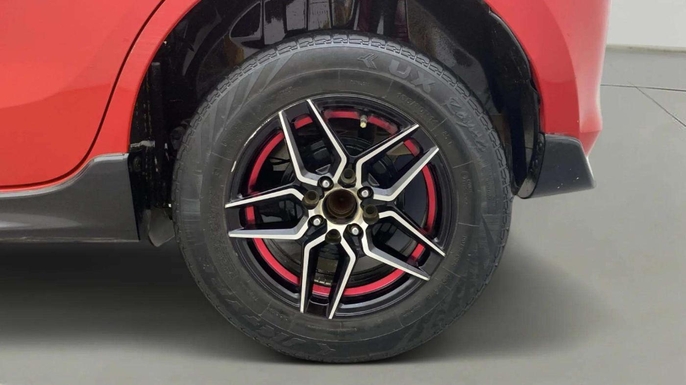 2022 Maruti Swift VXI, Petrol, Manual, 72,370 km, Left Rear Wheel