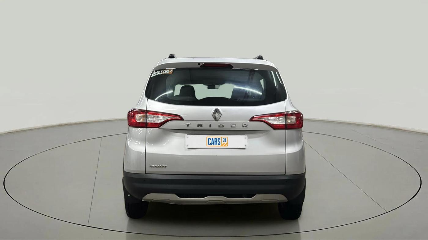 2022 Renault TRIBER RXT, Petrol, Manual, 23,620 km, Back/Rear