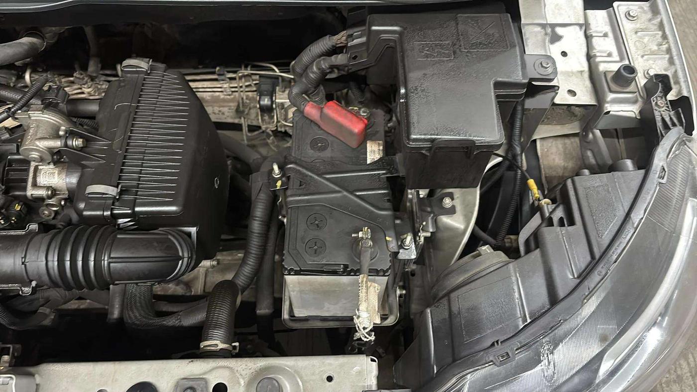 2022 Renault TRIBER RXT, Petrol, Manual, 23,620 km, Engine View - Left