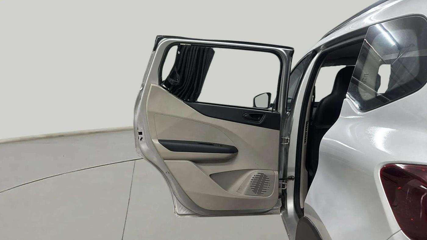 2022 Renault TRIBER RXT, Petrol, Manual, 23,620 km, LHS Rear Door